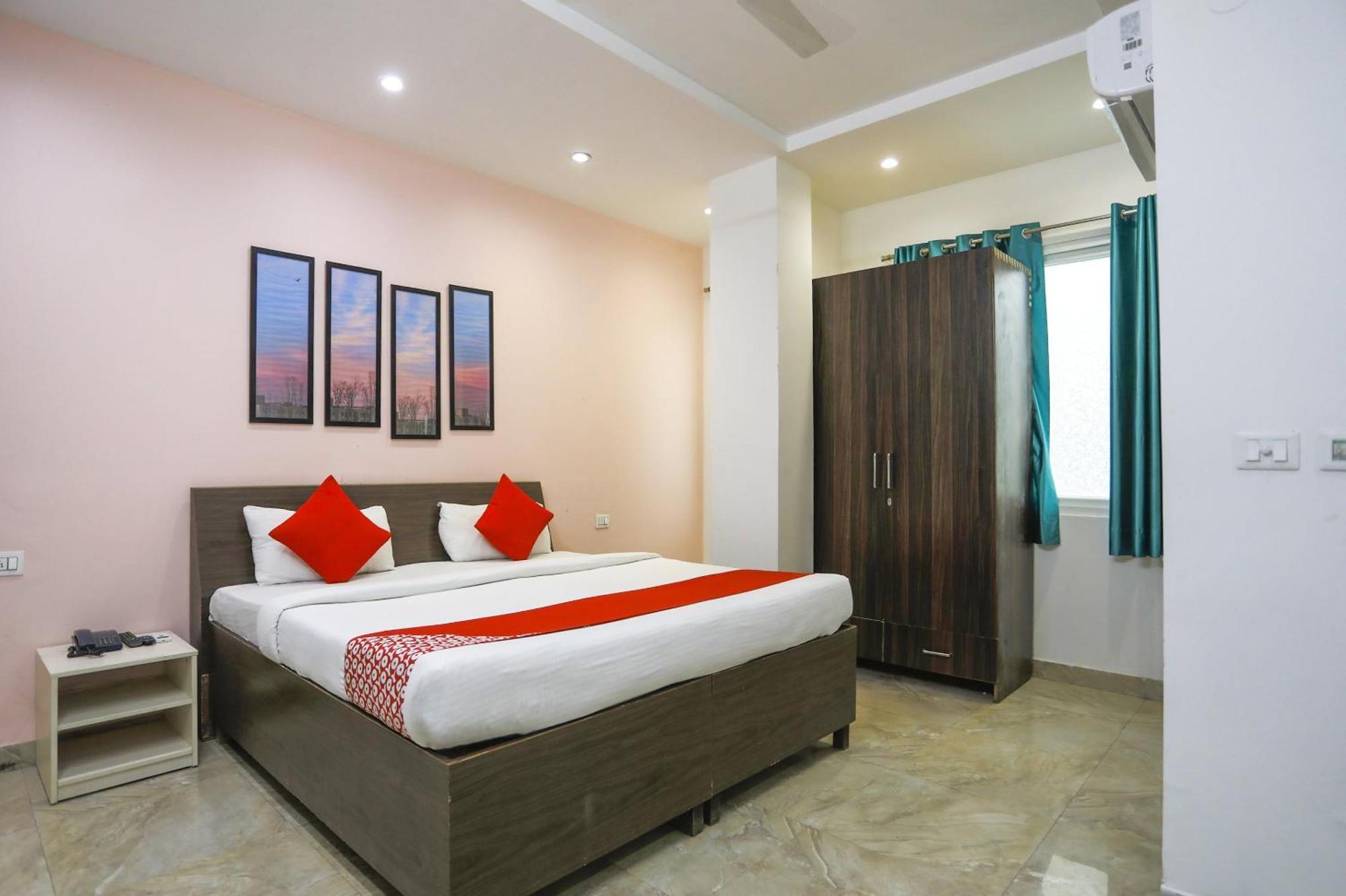 Hotel O Jsb Hotel Faridabad Eksteriør billede