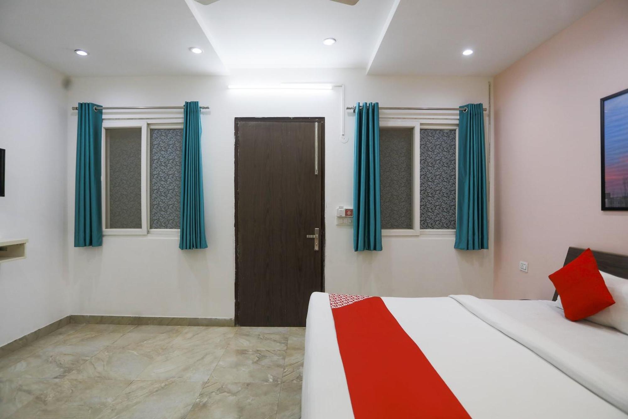 Hotel O Jsb Hotel Faridabad Eksteriør billede